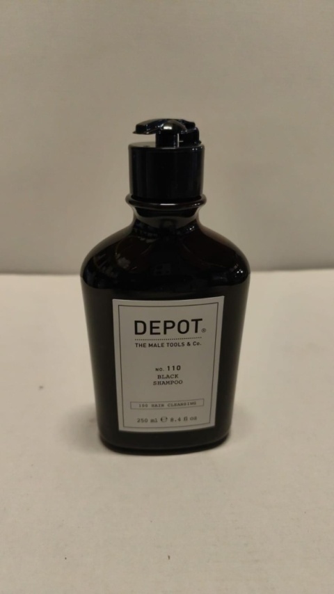 D.110 BLACK SZAMPON 250 ML