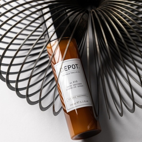D.213 HAIR DEFINER LEAVE-IN SPRAY 150 ML NAWILŻAJĄCY SPRAY ODŻYWCZY LEAVE-IN